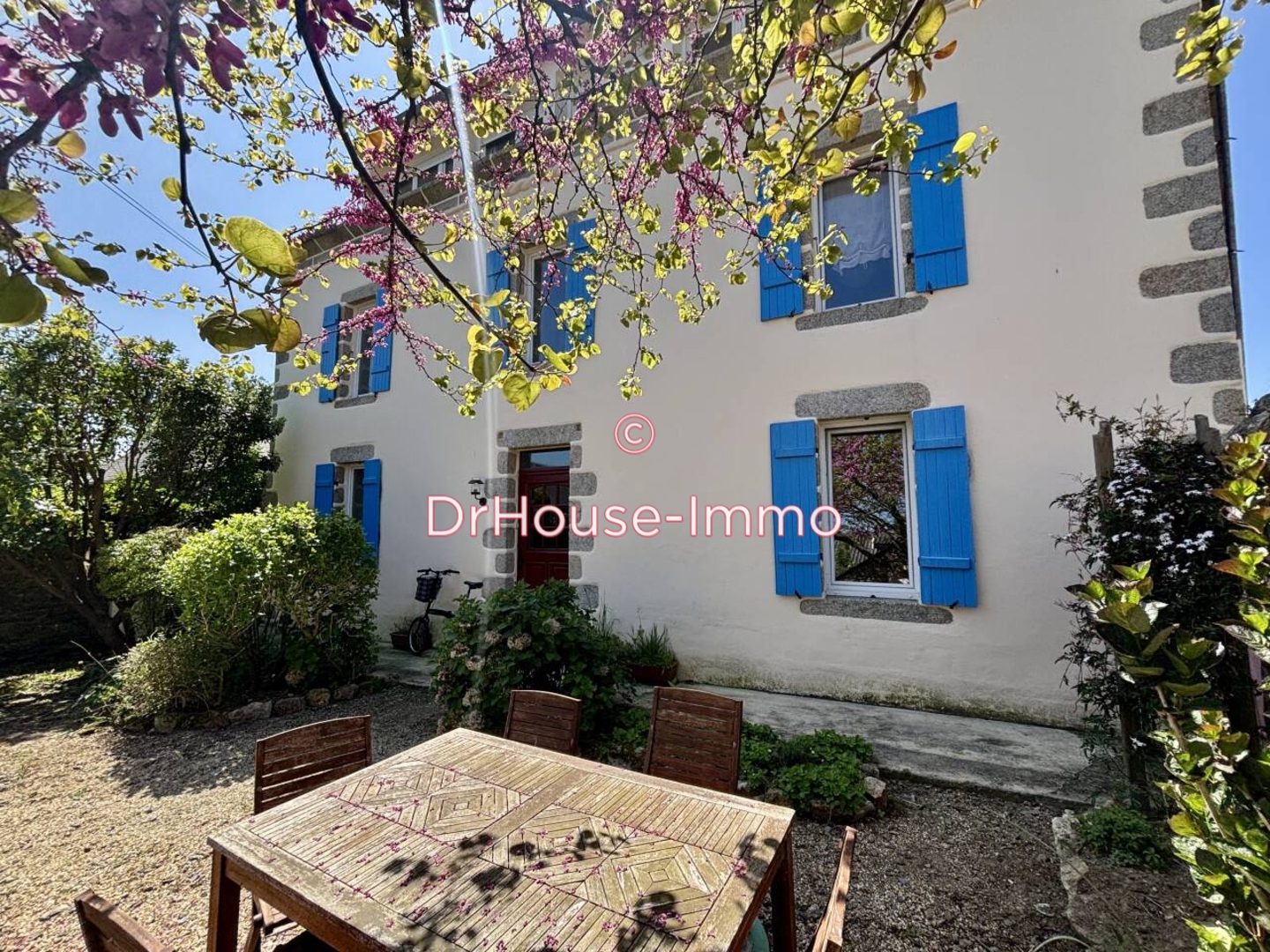 Photo 1 : Vente Maison 9 pièces Lannilis 180 m²