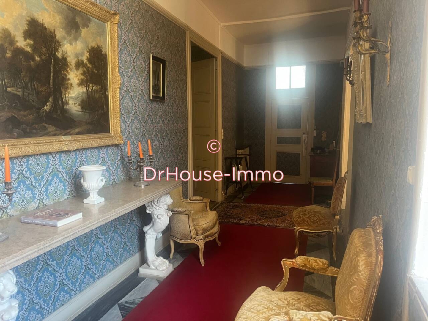 Photo 1 : Vente Appartement 8 pièces Autun 245 m²