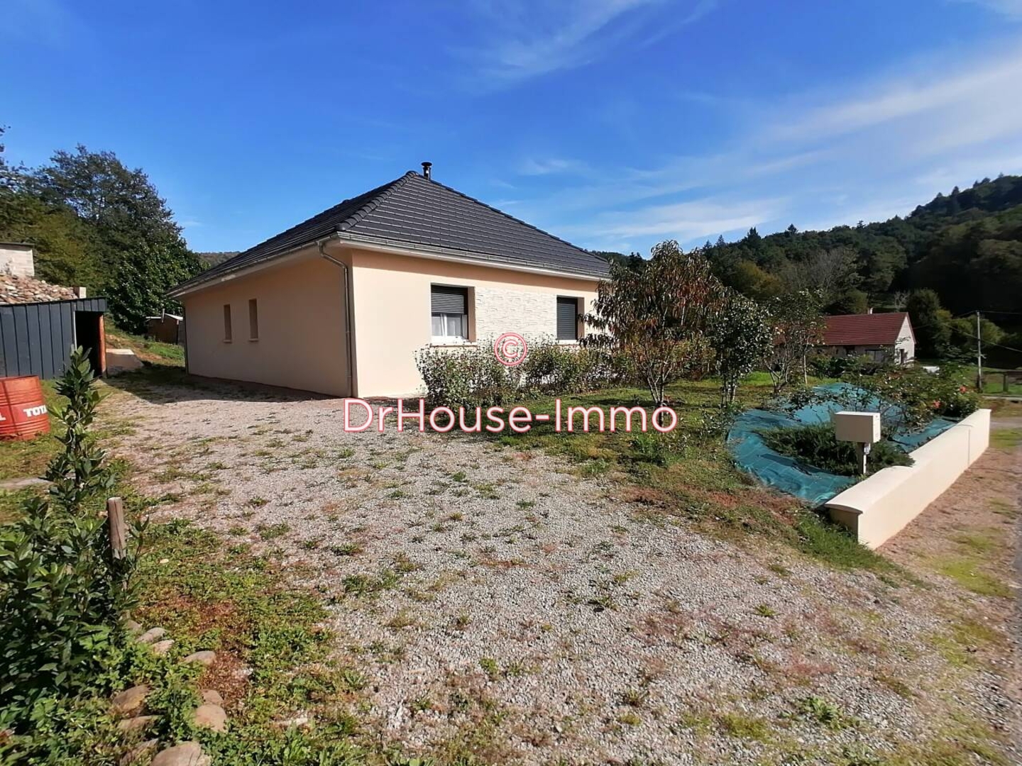 Photo 2 : Vente Maison 5 pièces Altillac 110 m²
