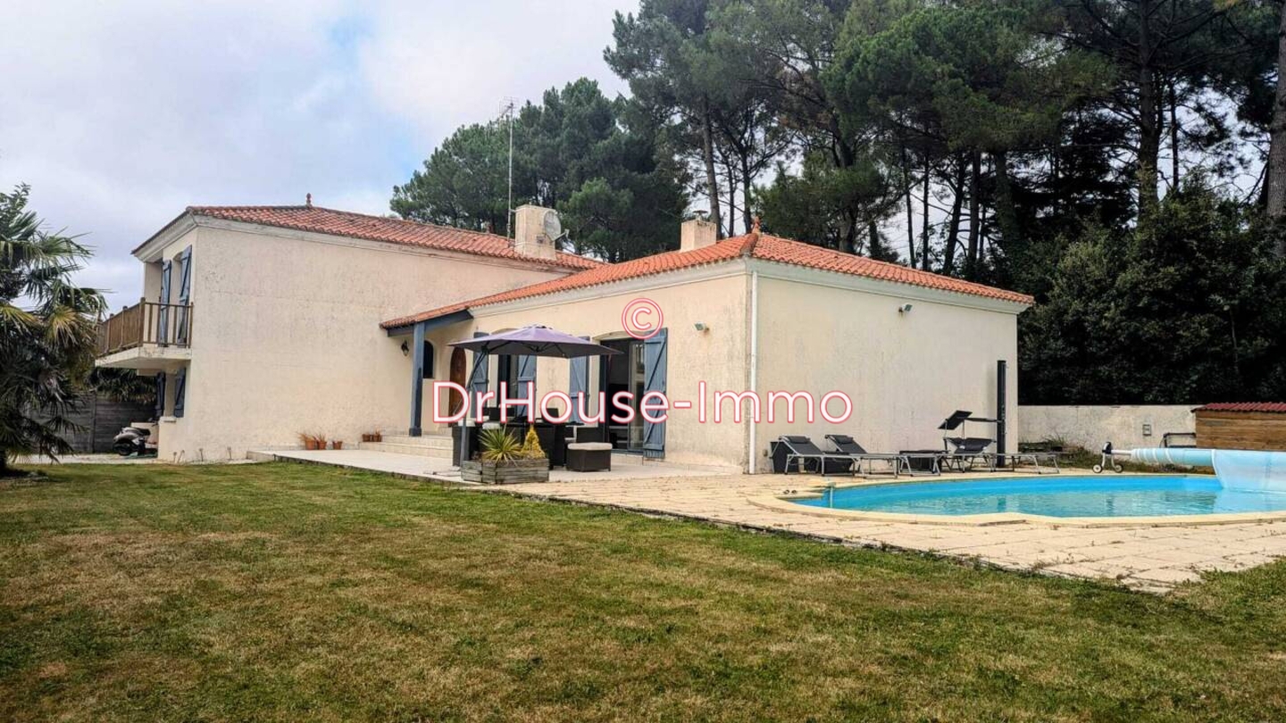Photo 2 : Vente Maison 5 pièces Sables-d'Olonne 179 m²