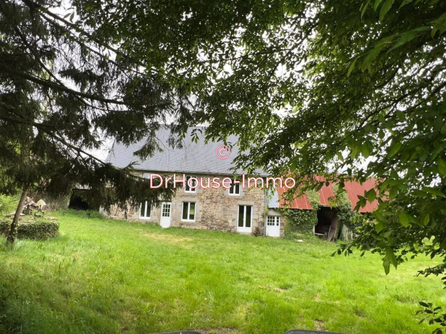 Photo 1 : Vente Maison 6 pièces Rully 140 m²