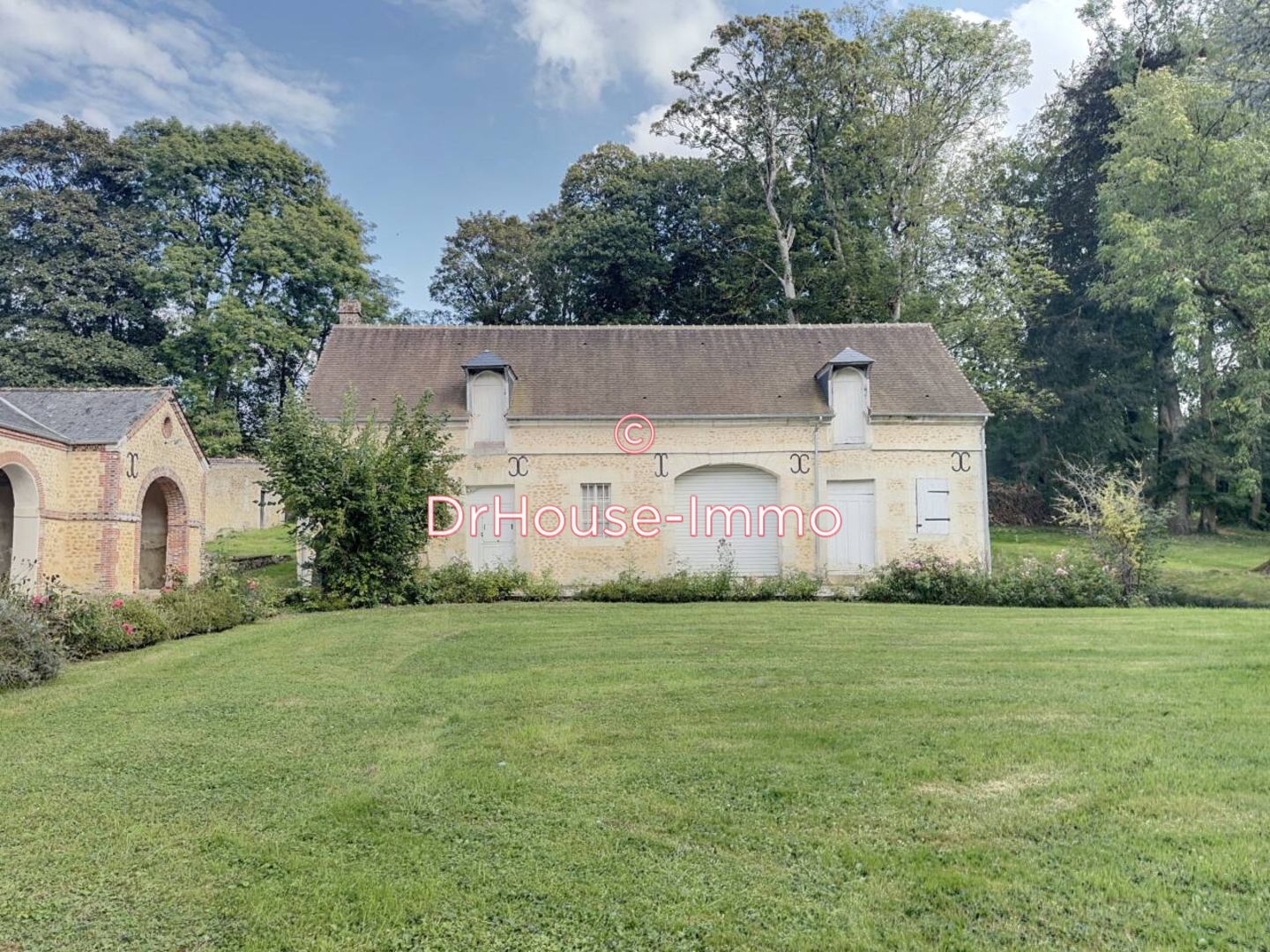 Photo 3 : Vente Château 14 pièces Courgeoût 419 m²