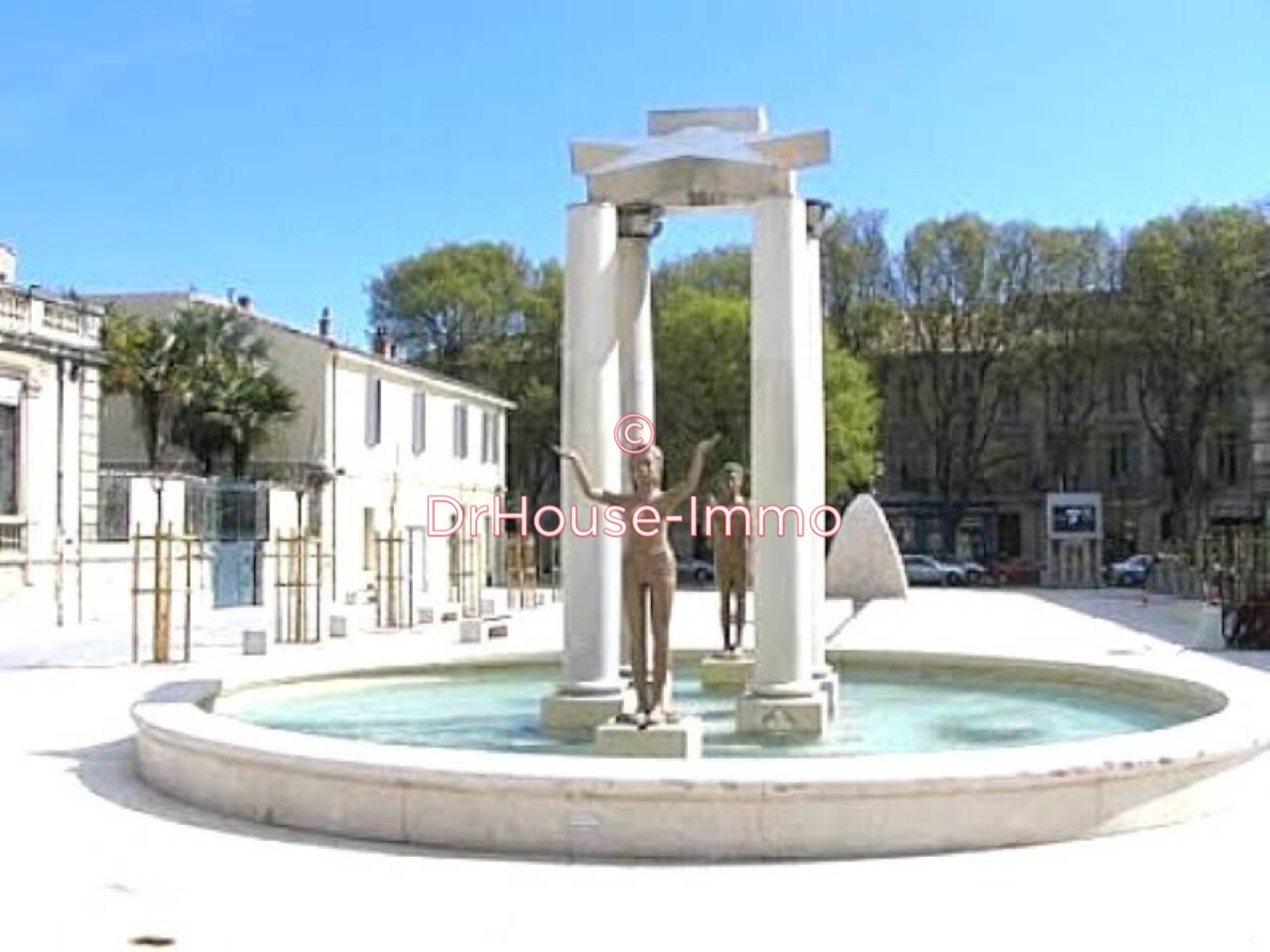 Photo 1 : Vente Appartement 4 pièces Nîmes 105 m²