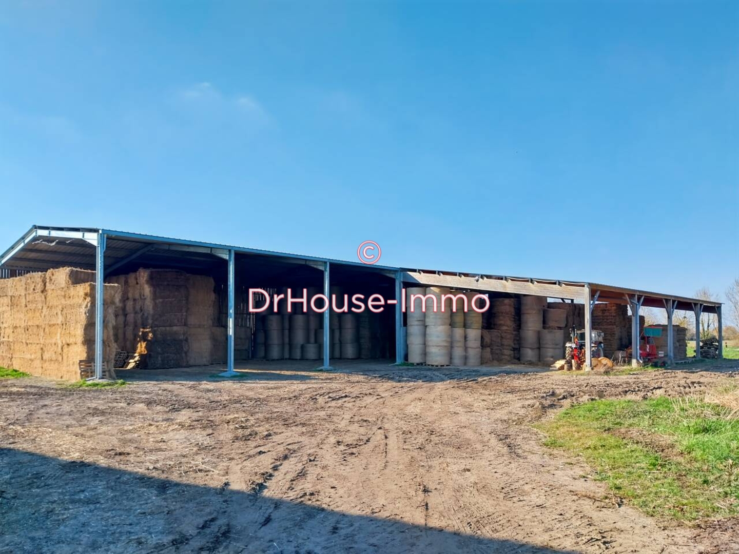 Photo 2 : Vente Entrepôt Belle Vie en Auge 2000 m²