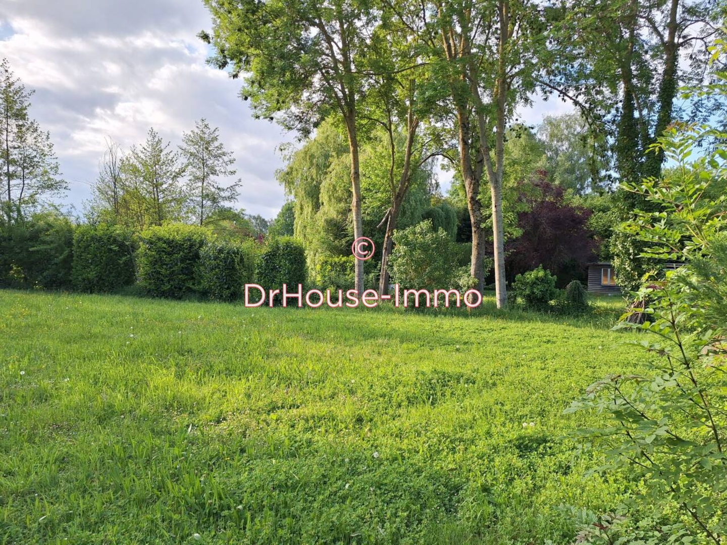 Photo 3 : Vente Terrain La Guierche 840 m²