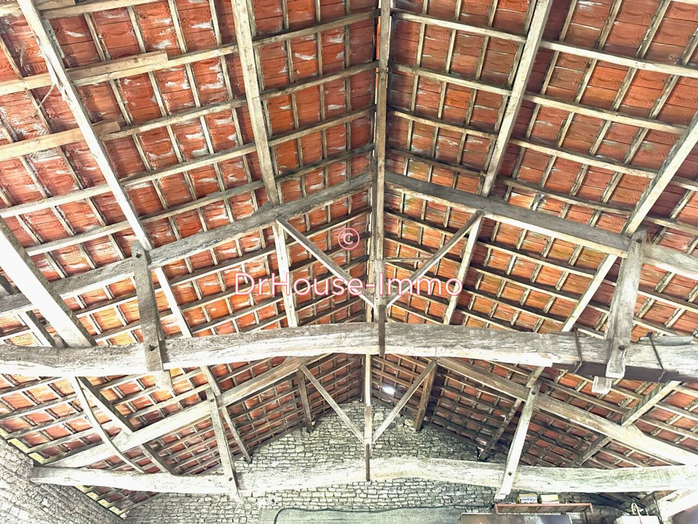 Photo 2 : Vente Grange Asnières-sur-Nouère 220 m²
