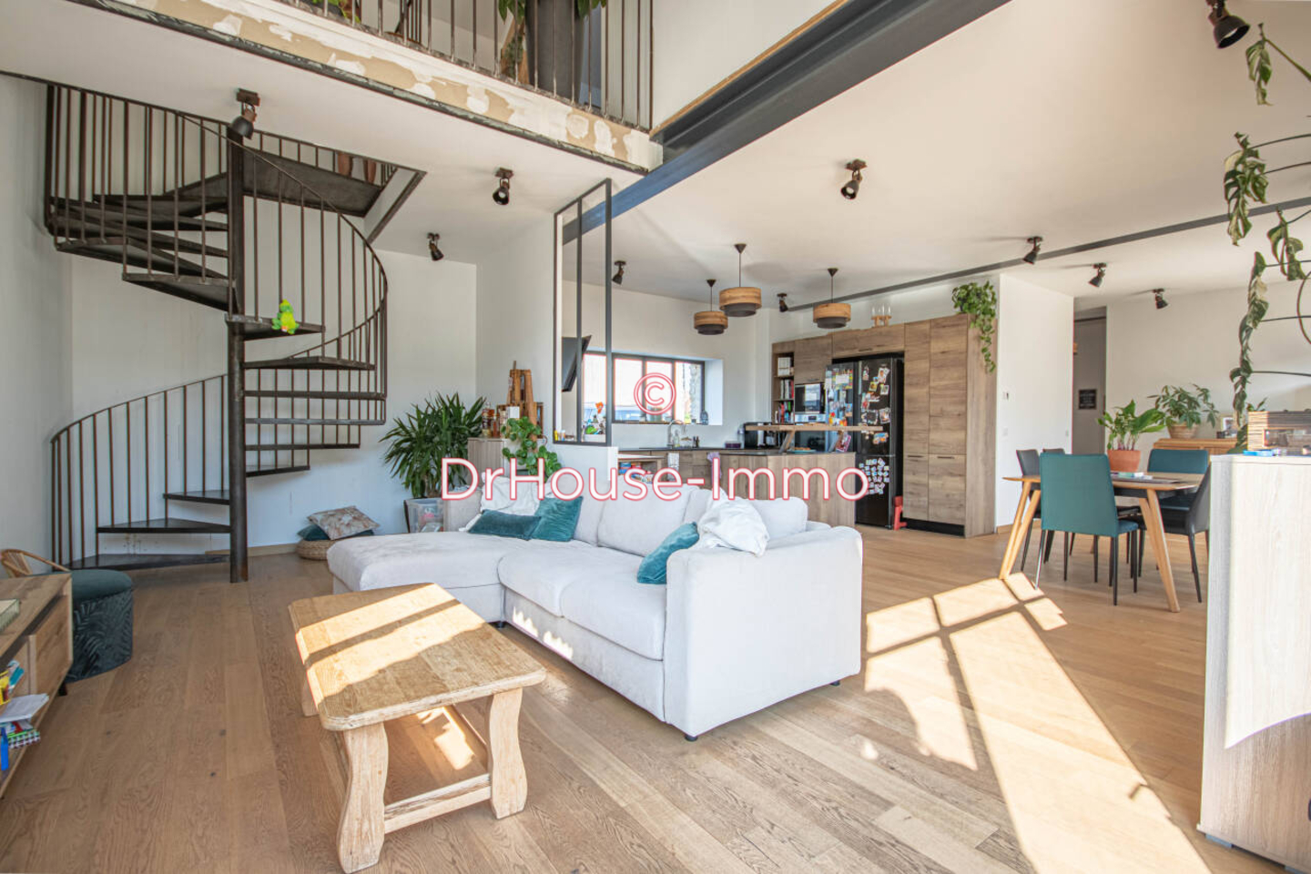 Photo 1 : Vente Maison 6 pièces Flexanville 161 m²