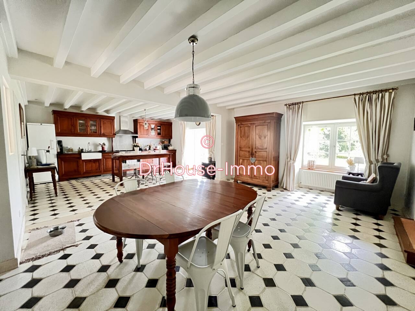 Photo 3 : Vente Maison 8 pièces Ribérac 267 m²