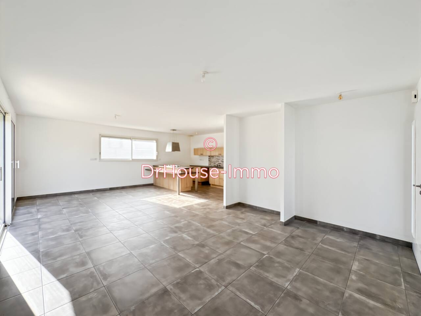 Photo 2 : Vente Maison 5 pièces La Suze-sur-Sarthe 112 m²