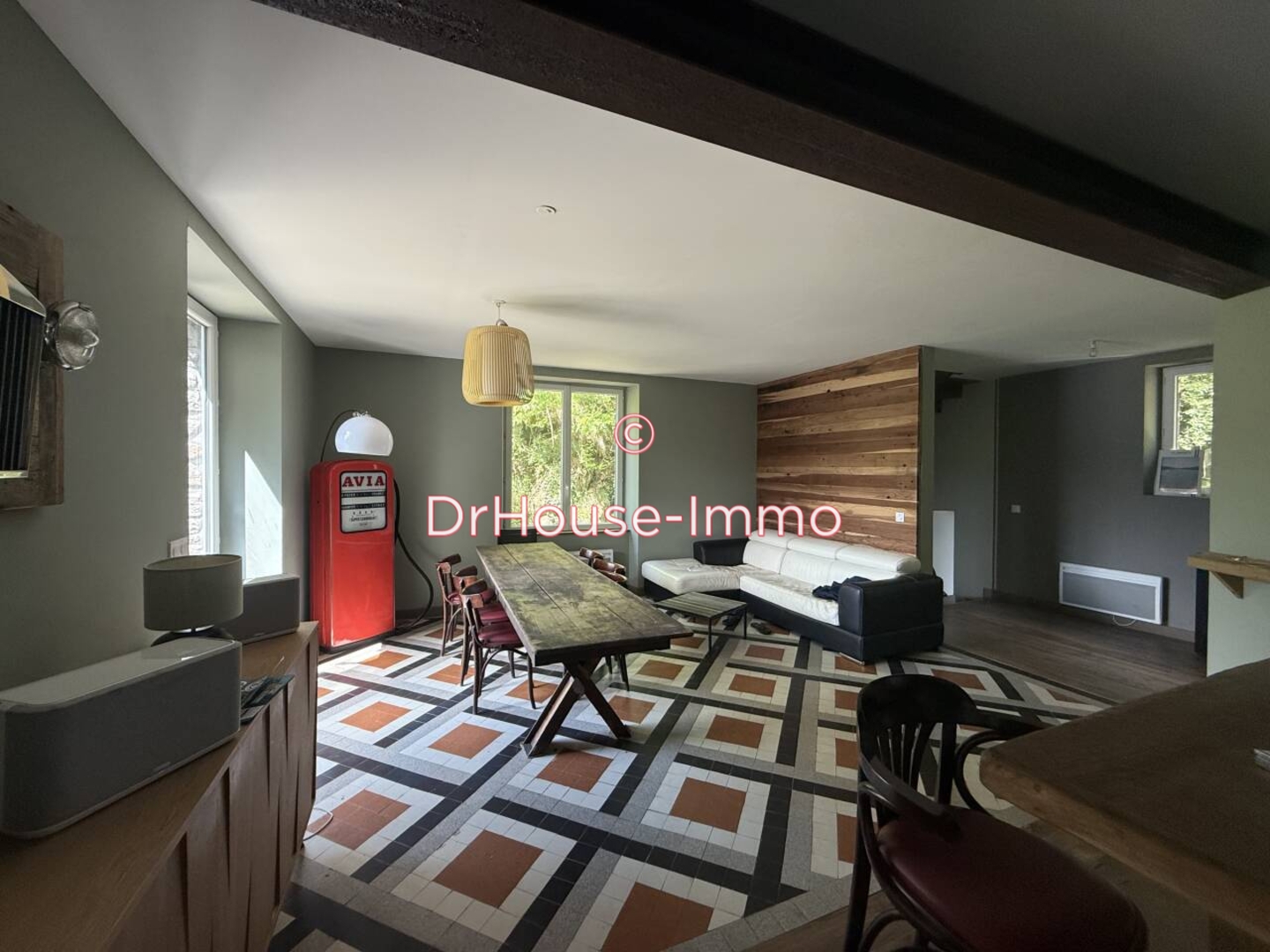 Photo 2 : Vente Maison 7 pièces Saint-Plantaire 150 m²
