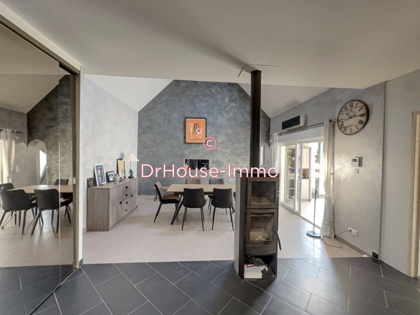 Photo 3 : Vente Maison 10 pièces Oulins 228 m²
