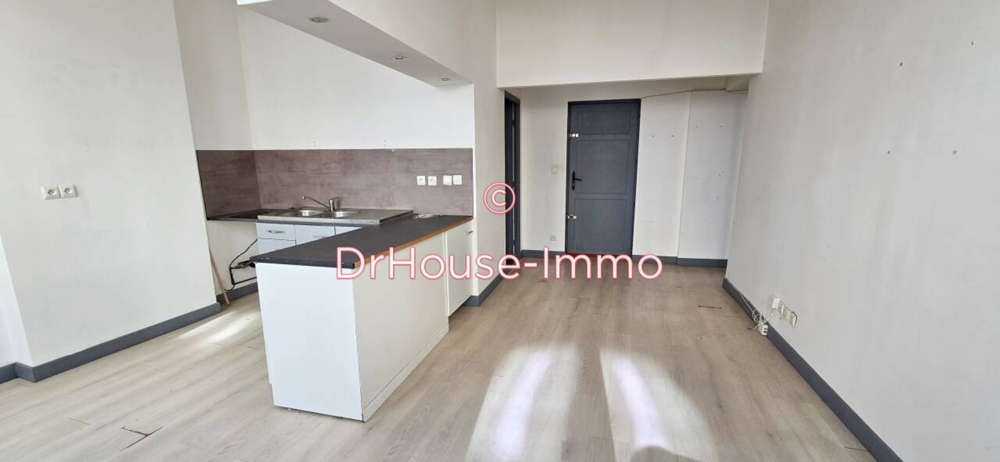 Photo 1 : Vente Appartement 2 pièces Saint-Étienne 40 m²