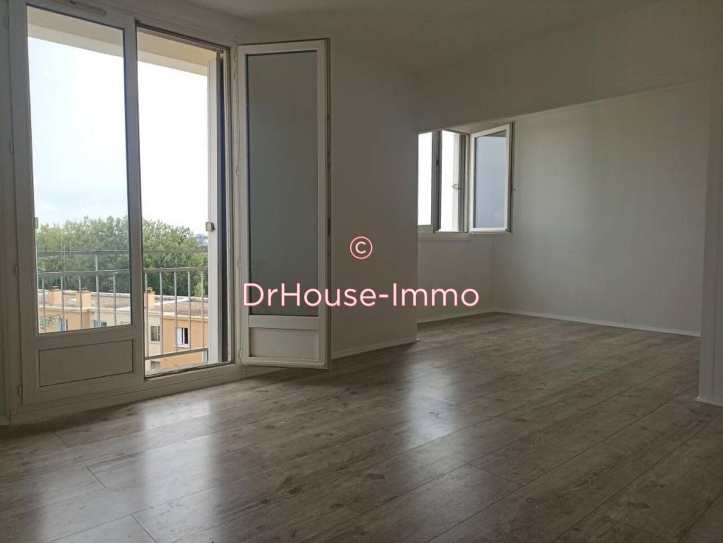 Photo 1 : Vente Appartement 4 pièces Le Mans 82 m²