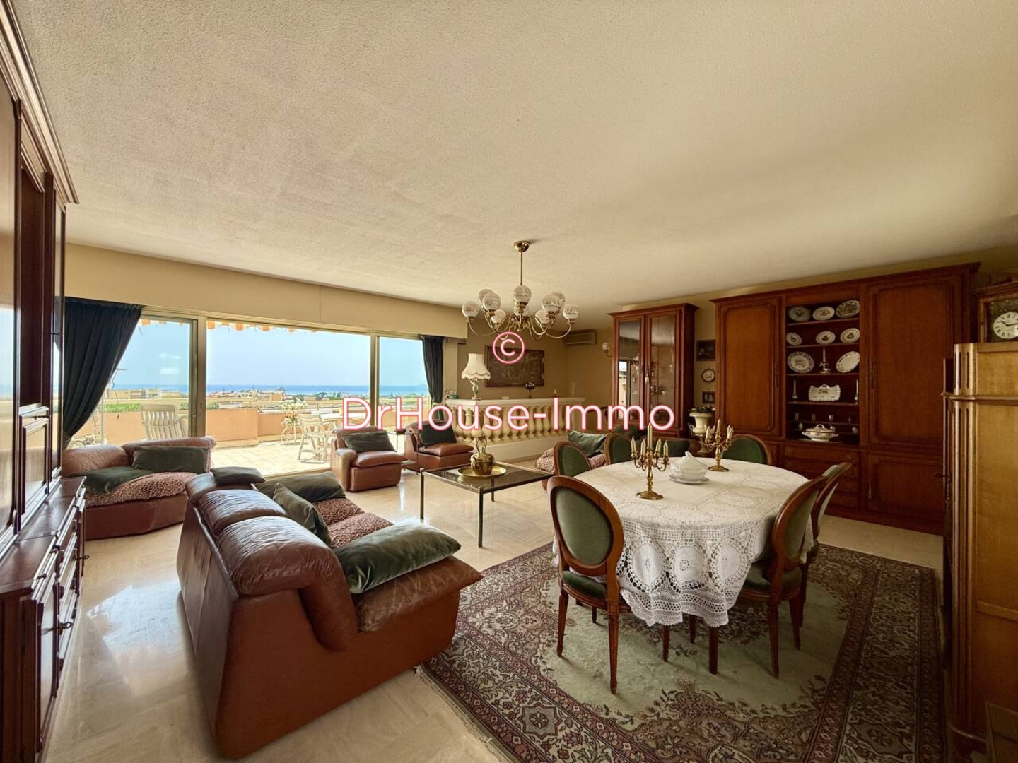 Photo 3 : Vente Appartement 4 pièces Saint-Laurent-du-Var 128 m²