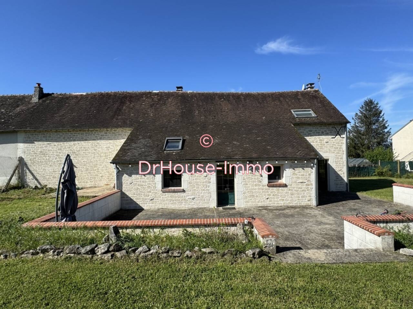 Photo 1 : Vente Maison 6 pièces Corquilleroy 170 m²