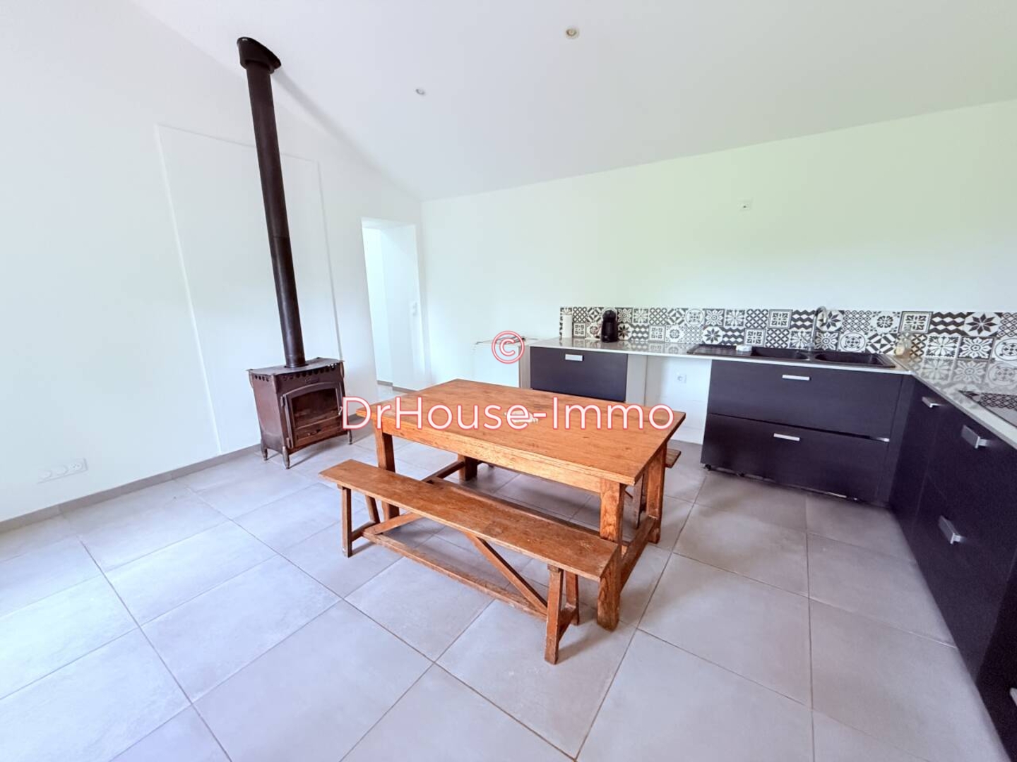 Photo 2 : Vente Maison 4 pièces Saint-Germain-d'Esteuil 90 m²