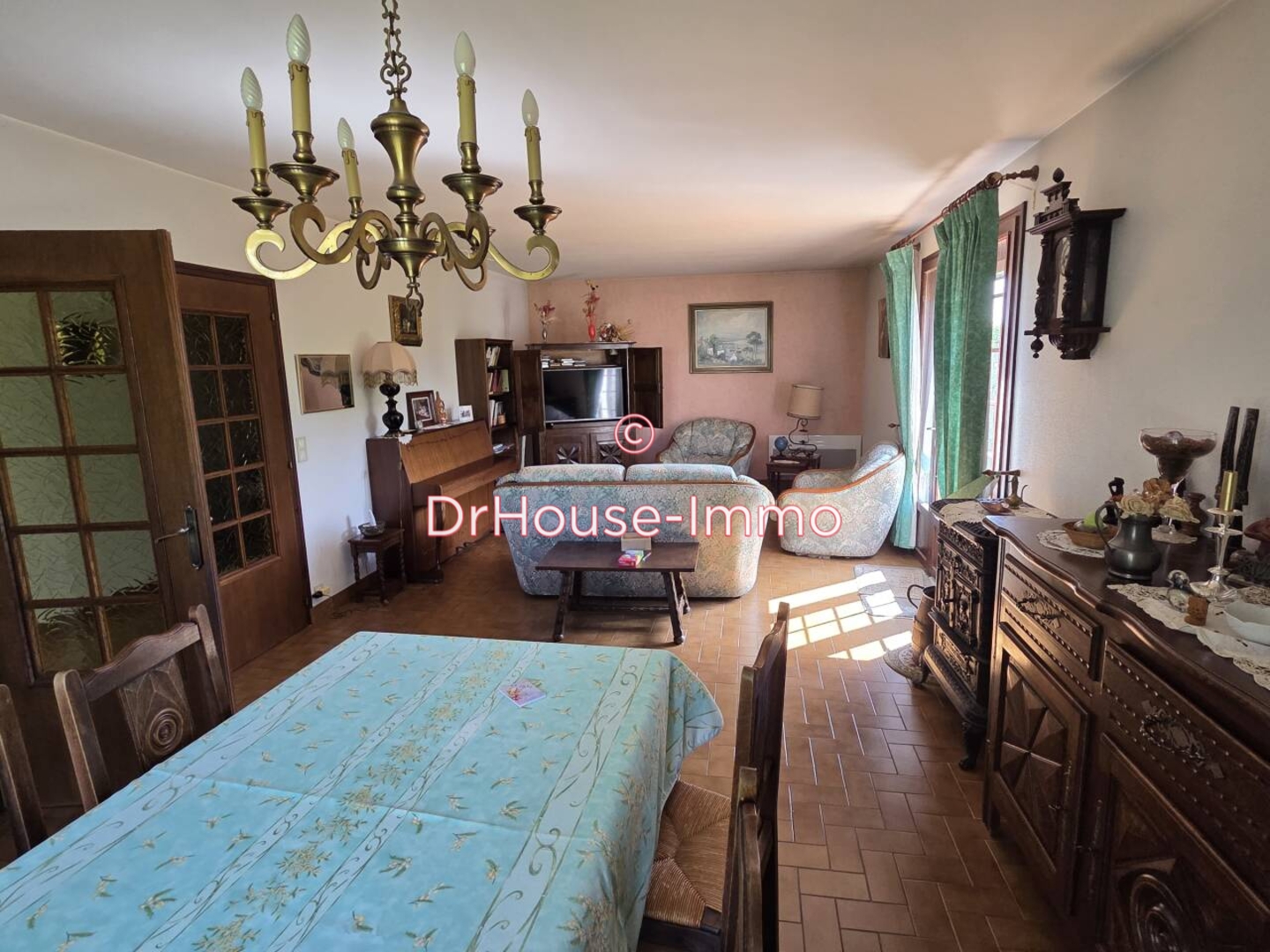 Photo 2 : Vente Maison 7 pièces Saint-André-les-Vergers 133 m²