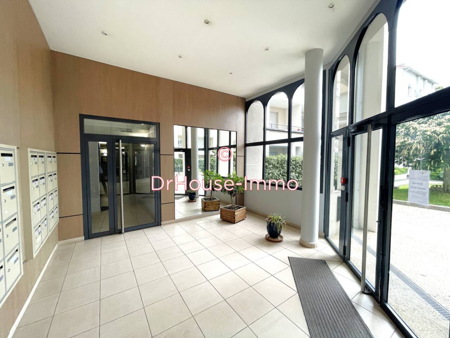 Photo 2 : Vente Appartement 3 pièces Villefranche-sur-Saône 63 m²