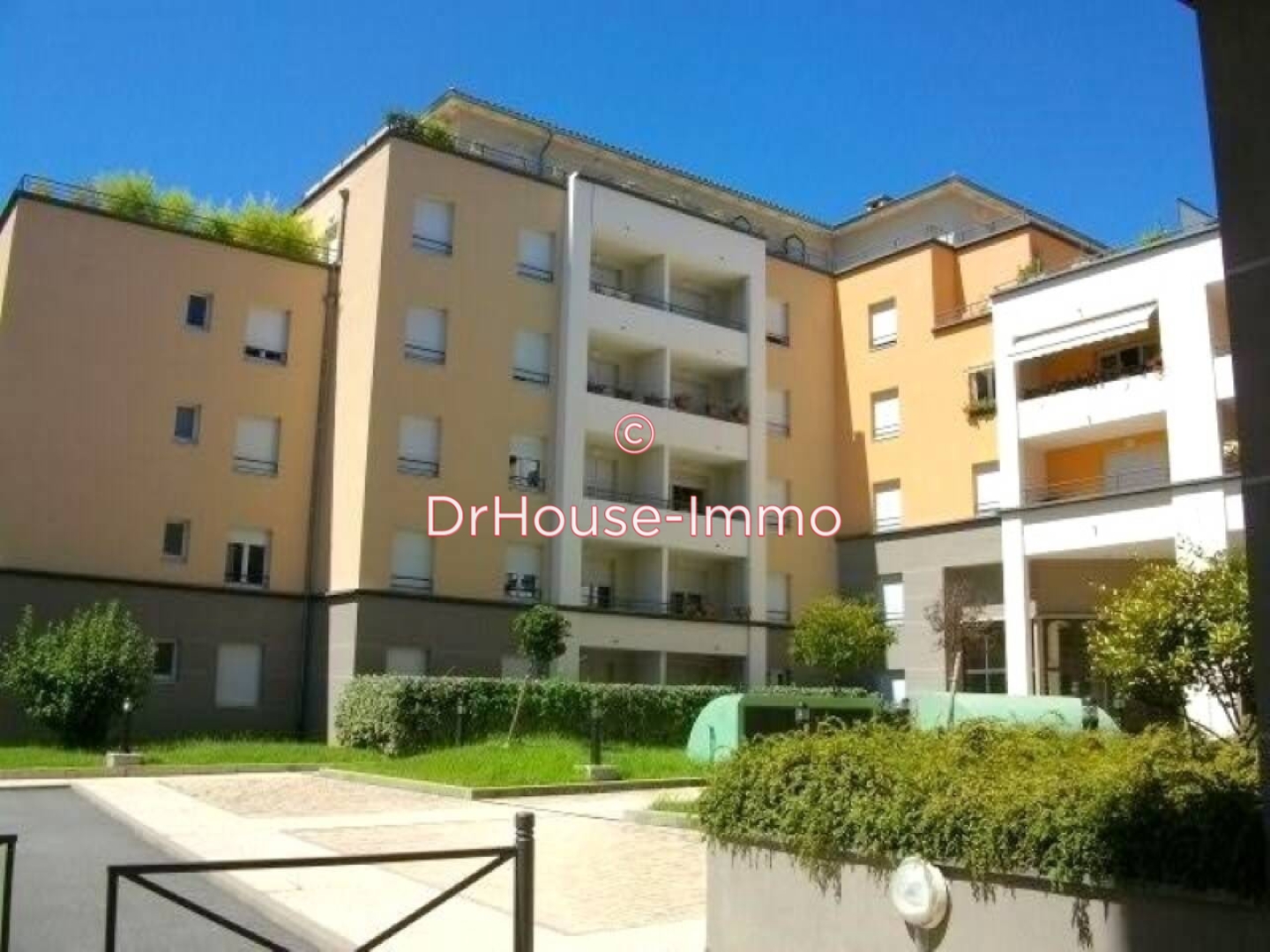 Photo 1 : Vente Appartement 3 pièces Villefranche-sur-Saône 63 m²