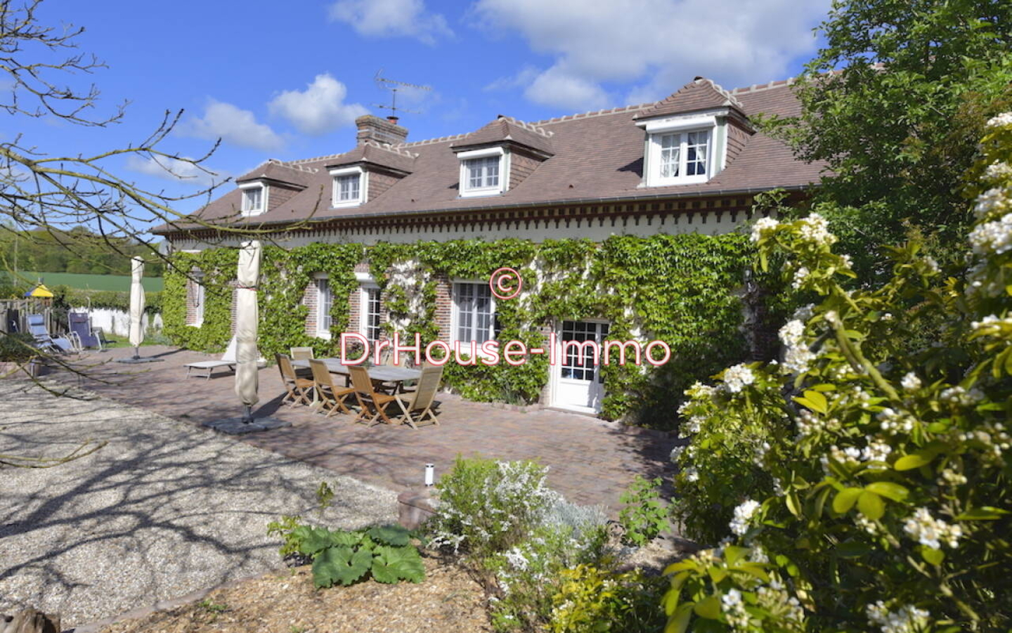 Photo 3 : Vente Maison 8 pièces Conches-en-Ouche 309 m²