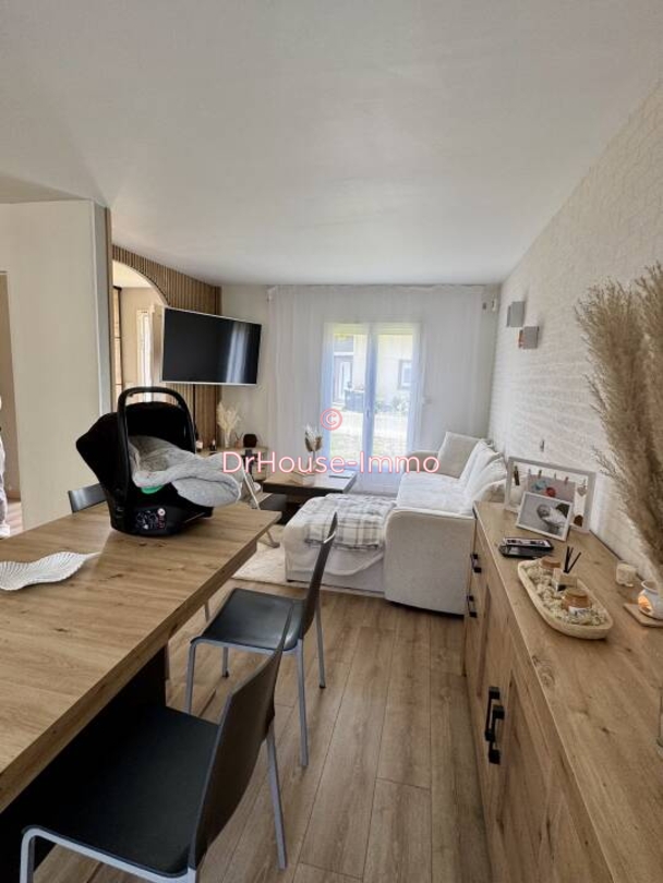 Photo 3 : Vente Maison 4 pièces Val-de-Reuil 76 m²