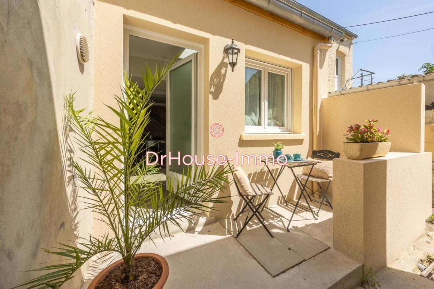 Photo 1 : Vente Appartement 5 pièces Douvres-la-Délivrande 100 m²