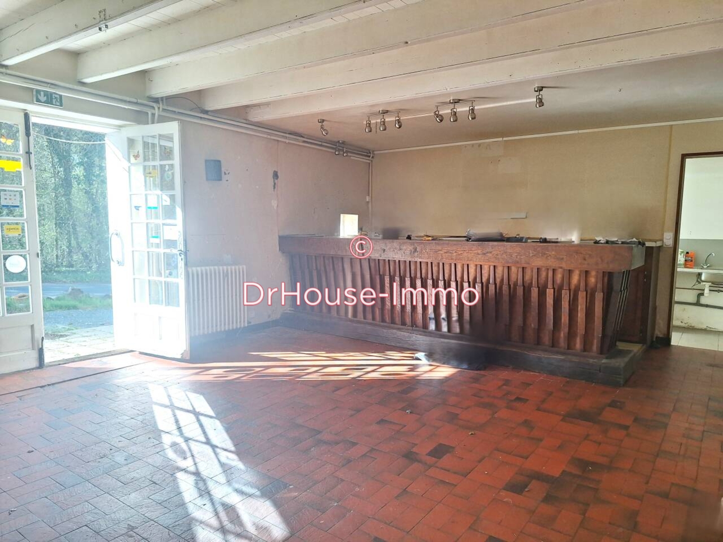 Photo 2 : Vente Maison 13 pièces Mervent 372 m²