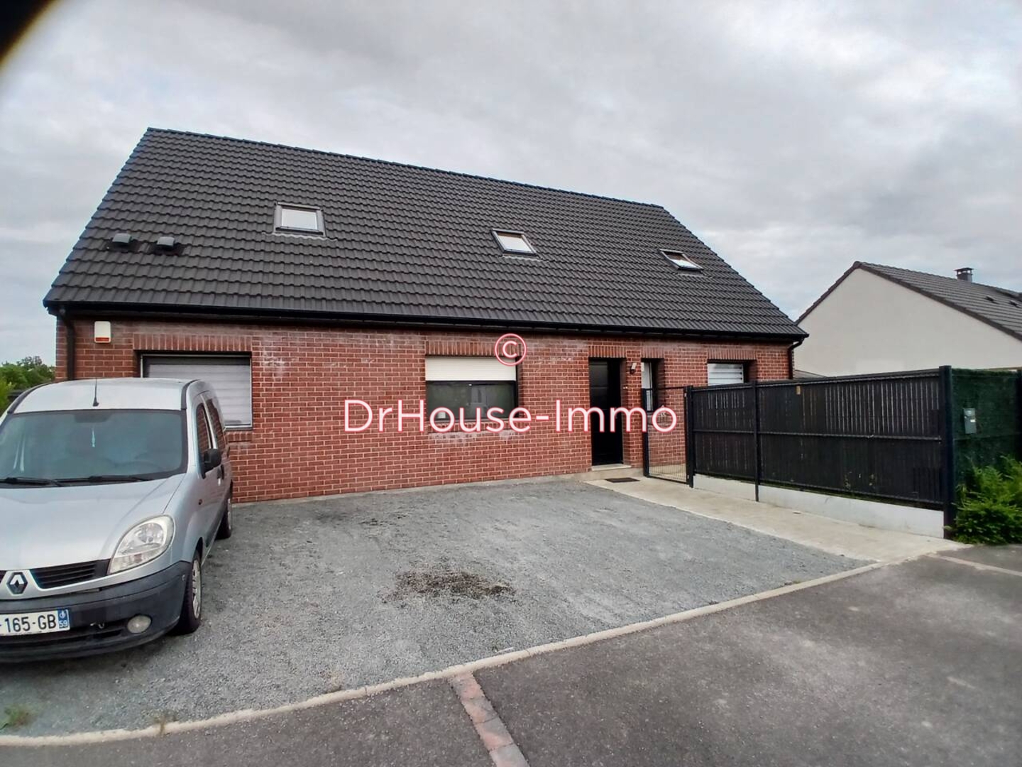 Photo 1 : Vente Maison 6 pièces Neuf-Berquin 163 m²