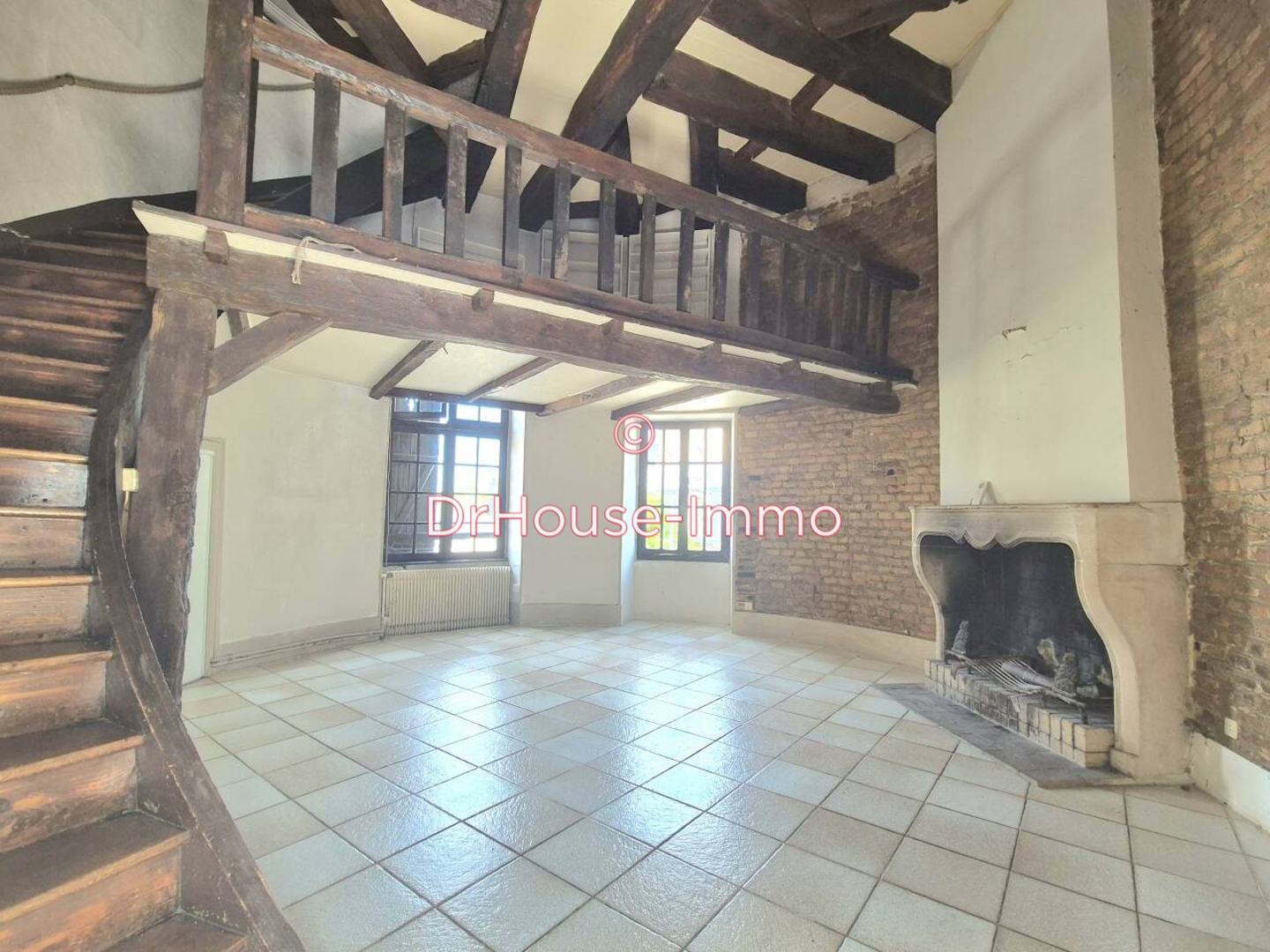 Photo 3 : Vente Immeuble 6 pièces Chalon-sur-Saône 130 m²
