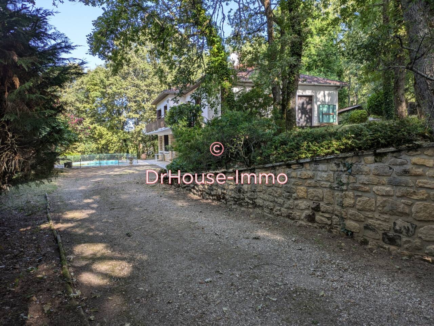 Photo 1 : Vente Maison 10 pièces Fumel 182 m²