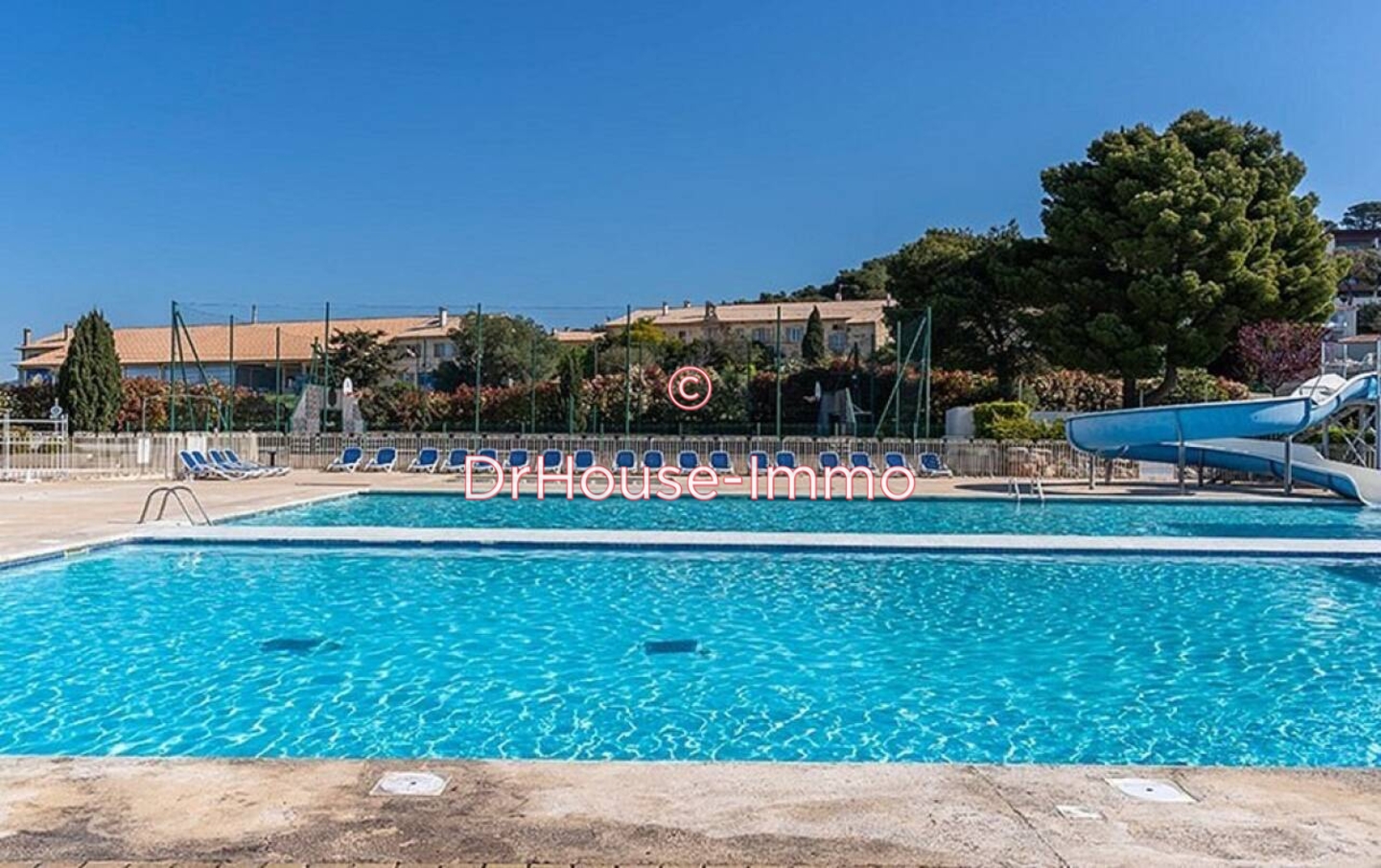 Photo 2 : Vente Appartement 2 pièces La Londe-les-Maures 27 m²