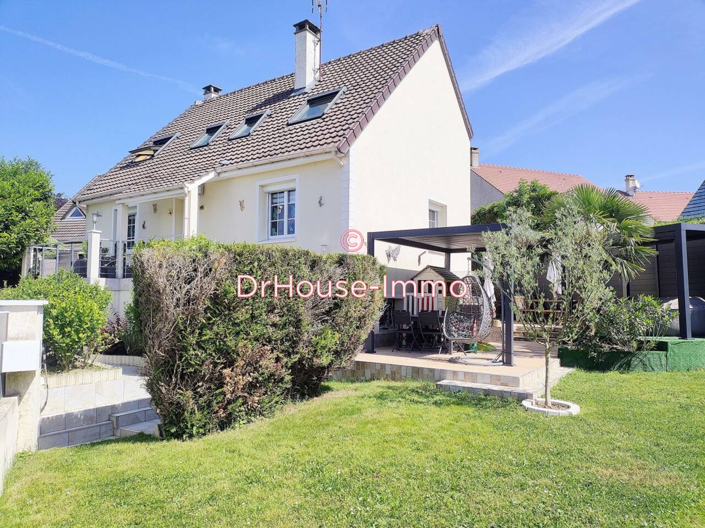 Photo 1 : Vente Maison 7 pièces Fosses 145 m²