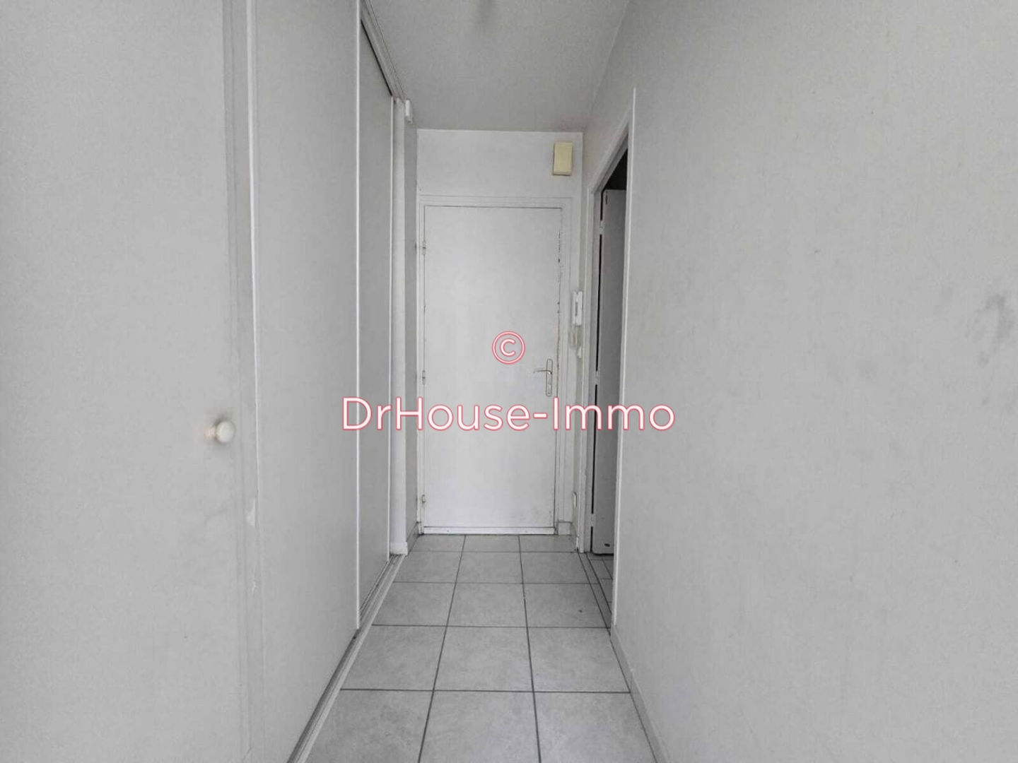 Photo 2 : Vente Appartement 1 pièce Villeparisis 28 m²