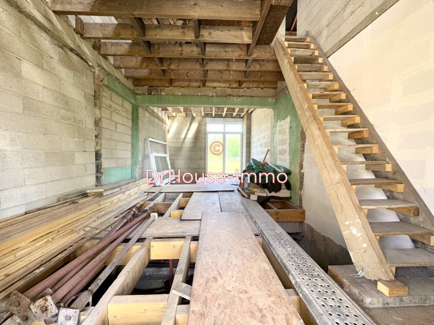Photo 3 : Vente Immeuble 8 pièces Montargis 180 m²