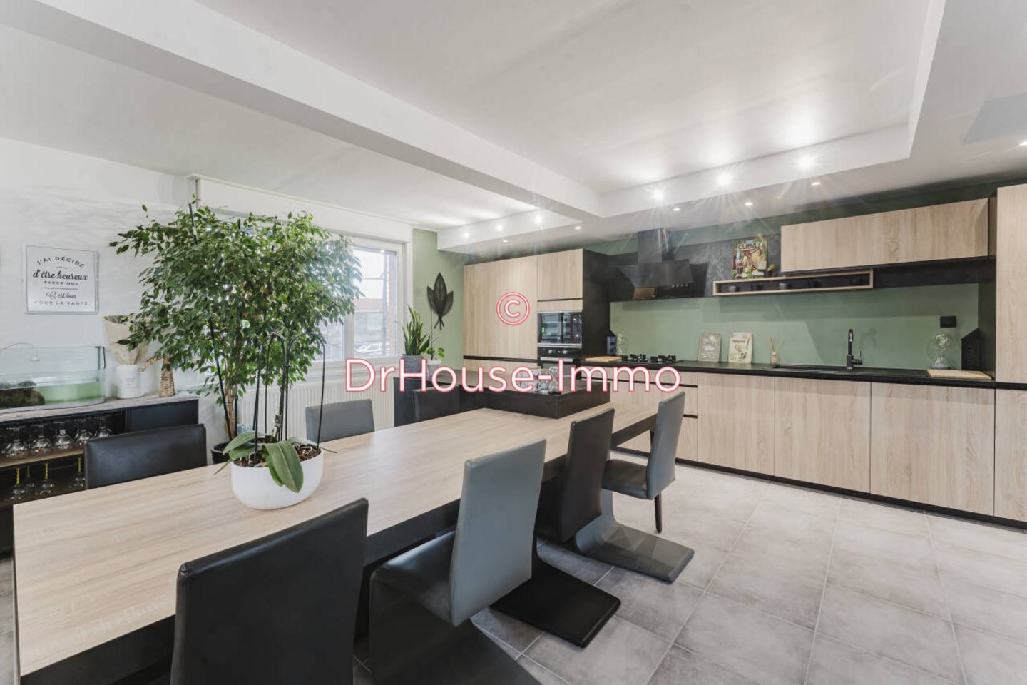 Photo 1 : Vente Appartement 4 pièces Lille 108 m²
