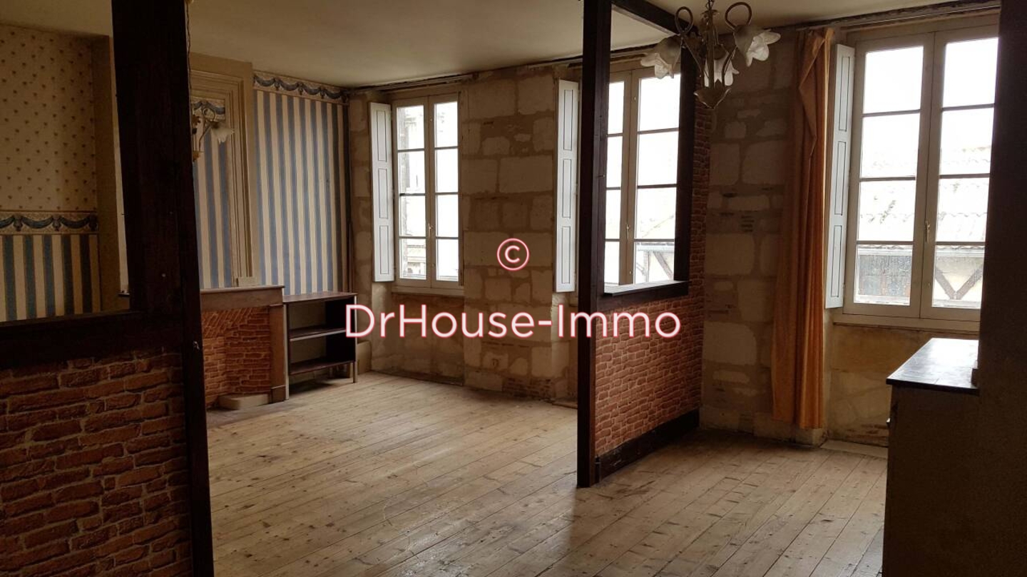 Photo 3 : Vente Maison 9 pièces Sainte-Foy-la-Grande 33 m²