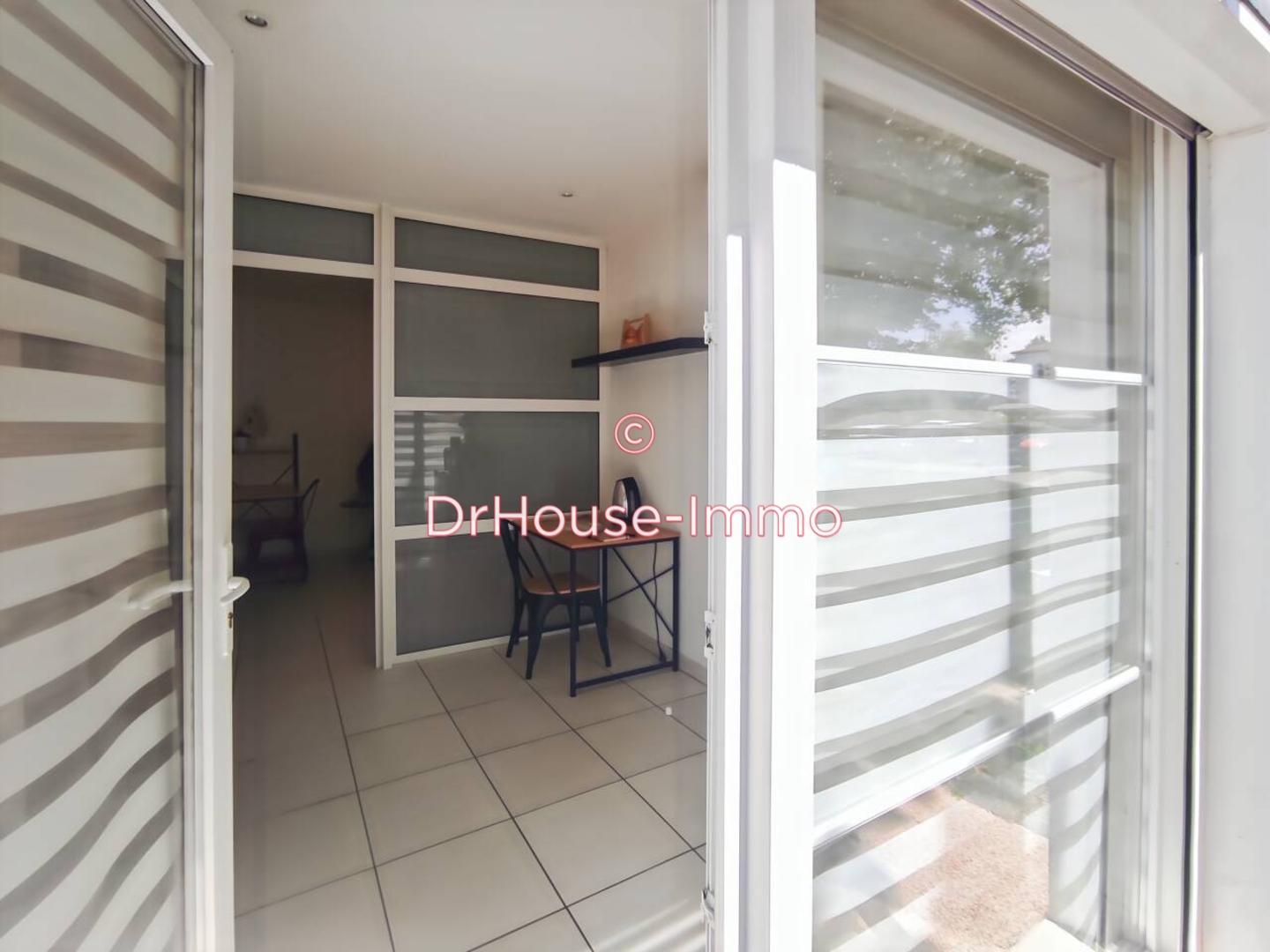 Photo 3 : Vente Bureau 2 pièces Saint-Martin-de-Seignanx 21 m²