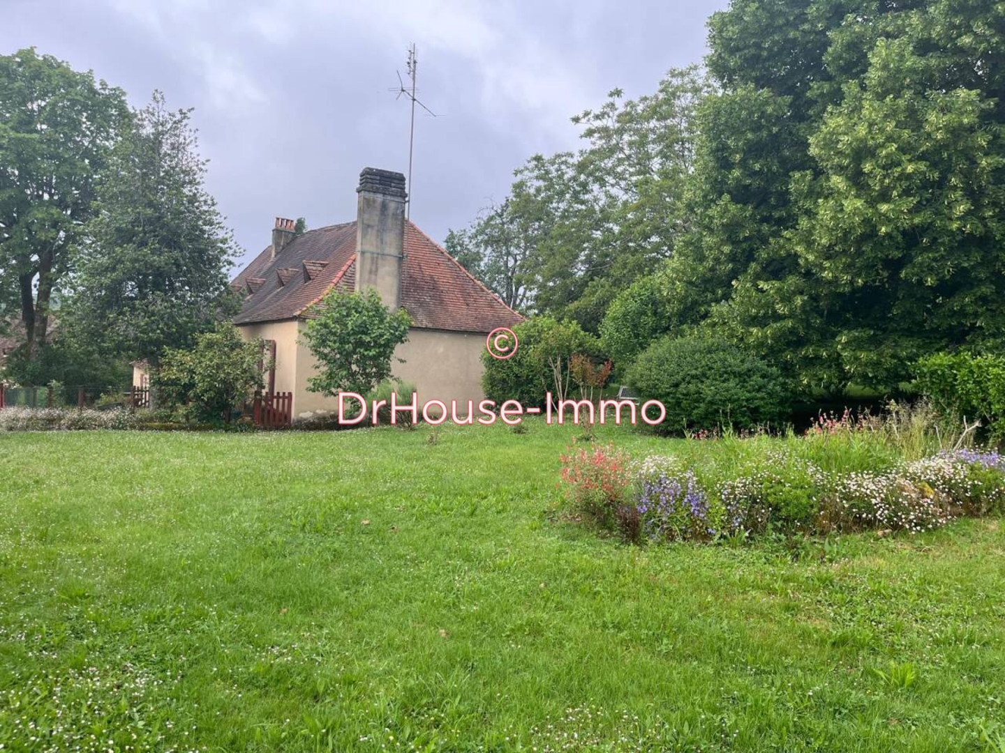 Photo 3 : Vente Maison 6 pièces Queyssac 150 m²