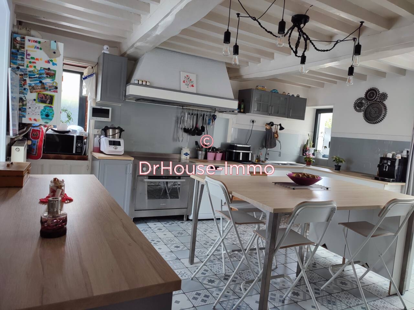 Photo 1 : Vente Maison 10 pièces Hérouville-Saint-Clair 190 m²