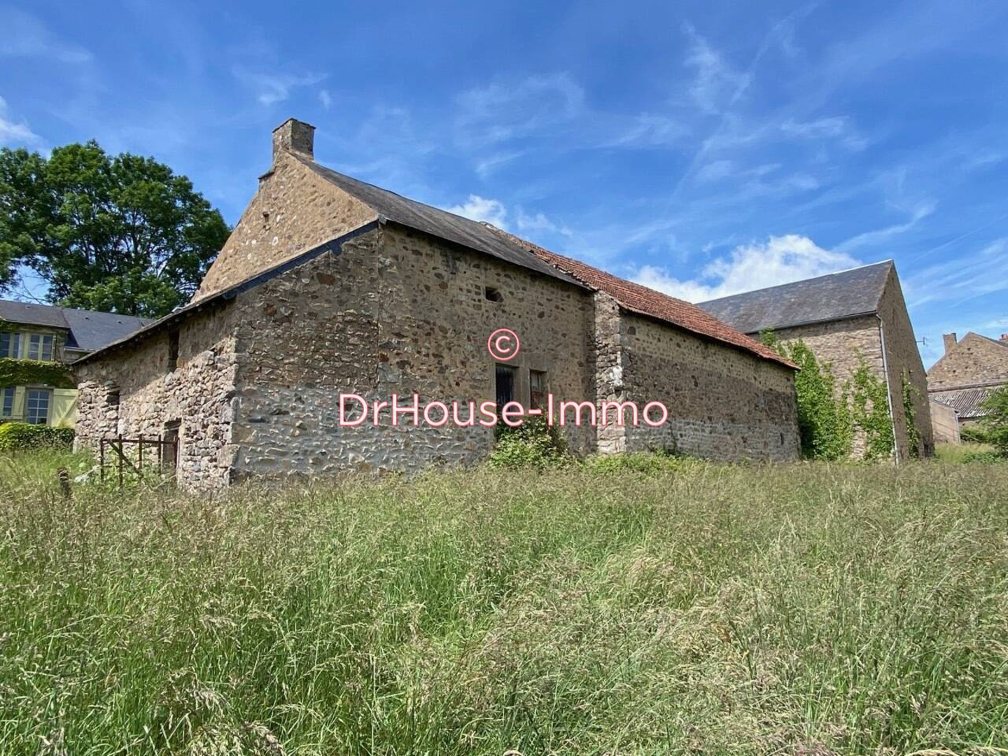 Photo 3 : Vente Fermette 1 pièce Saint-André-en-Morvan 140 m²