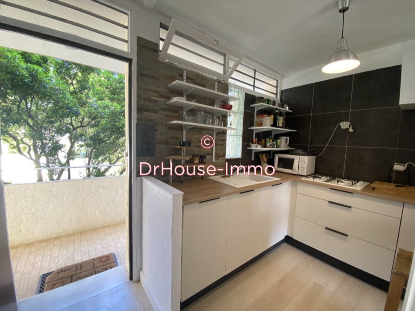 Photo 2 : Vente Appartement 1 pièce Cavalaire-sur-Mer 36 m²