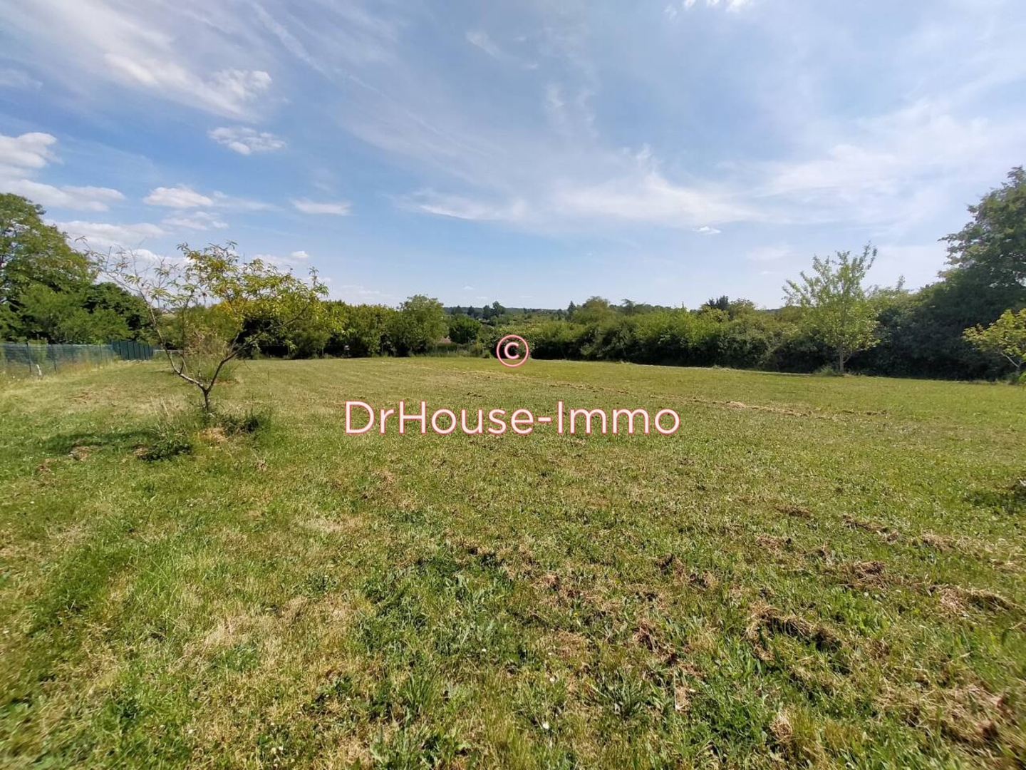 Photo 2 : Vente Terrain La Roche-Posay 1970 m²