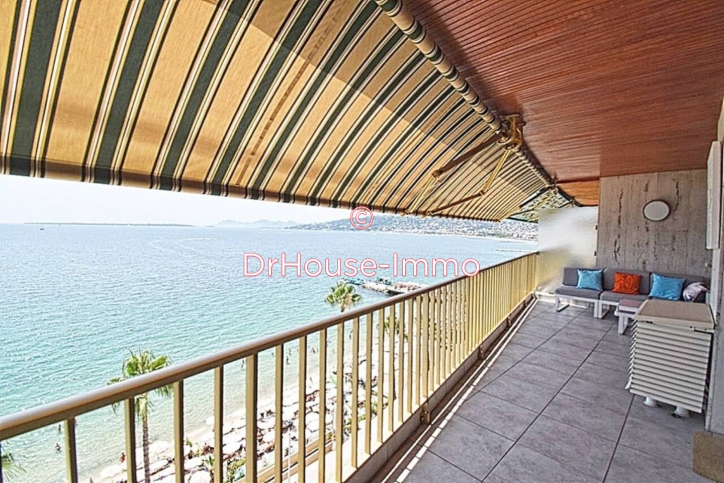 Photo 1 : Vente Appartement 2 pièces Juan les Pins 54 m²
