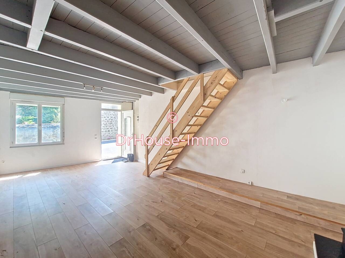 Photo 3 : Vente Maison 3 pièces Azay-sur-Thouet 77 m²