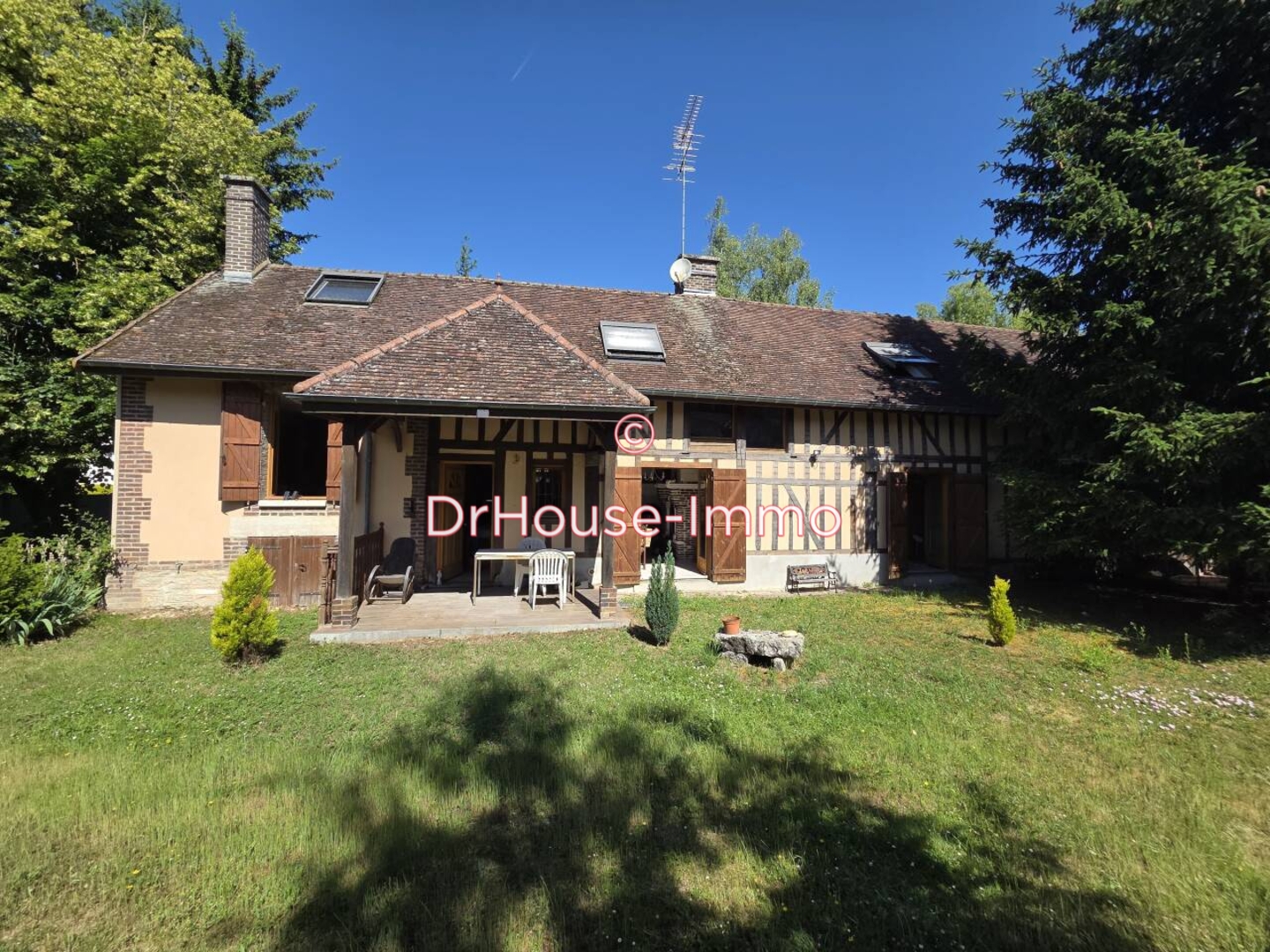 Photo 1 : Vente Maison 6 pièces Saint-André-les-Vergers 145 m²