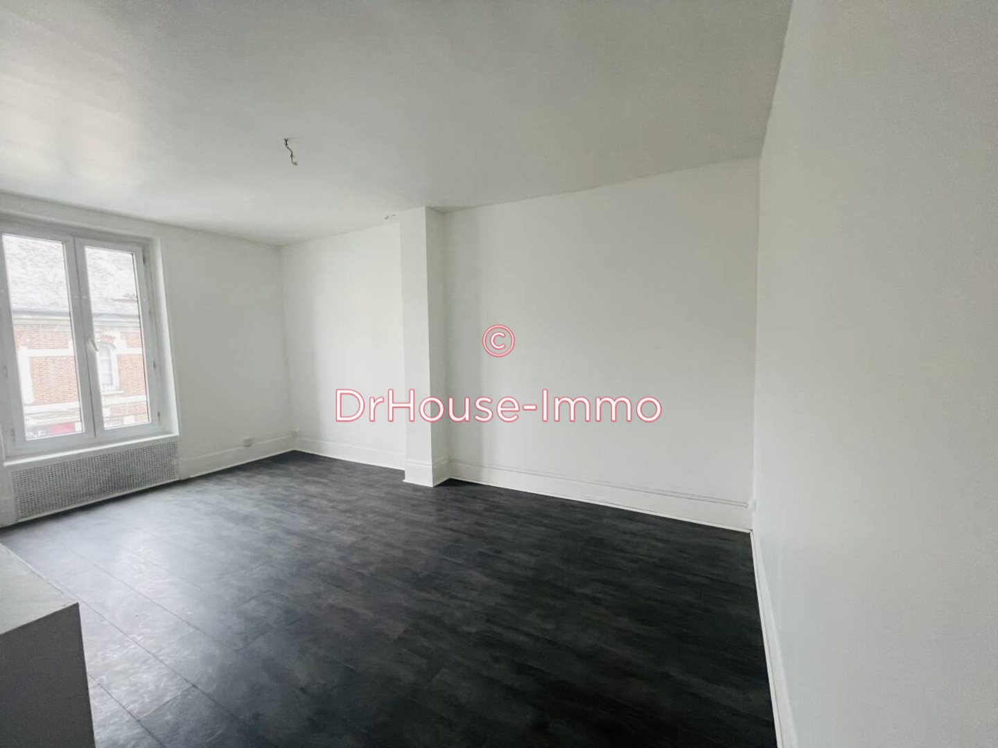 Photo 1 : Vente Appartement 2 pièces Creil 60 m²