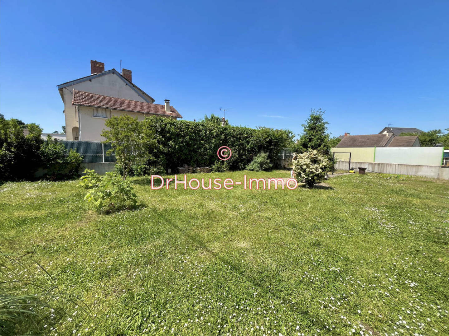 Photo 2 : Vente Terrain Châtellerault 412 m²