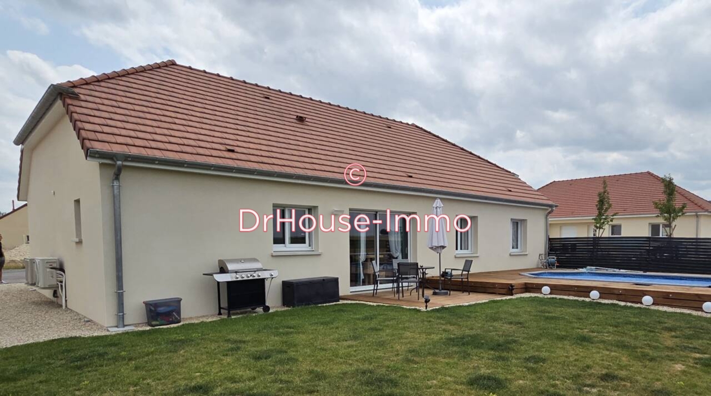 Photo 2 : Vente Maison 5 pièces Saint-Lyé 112 m²
