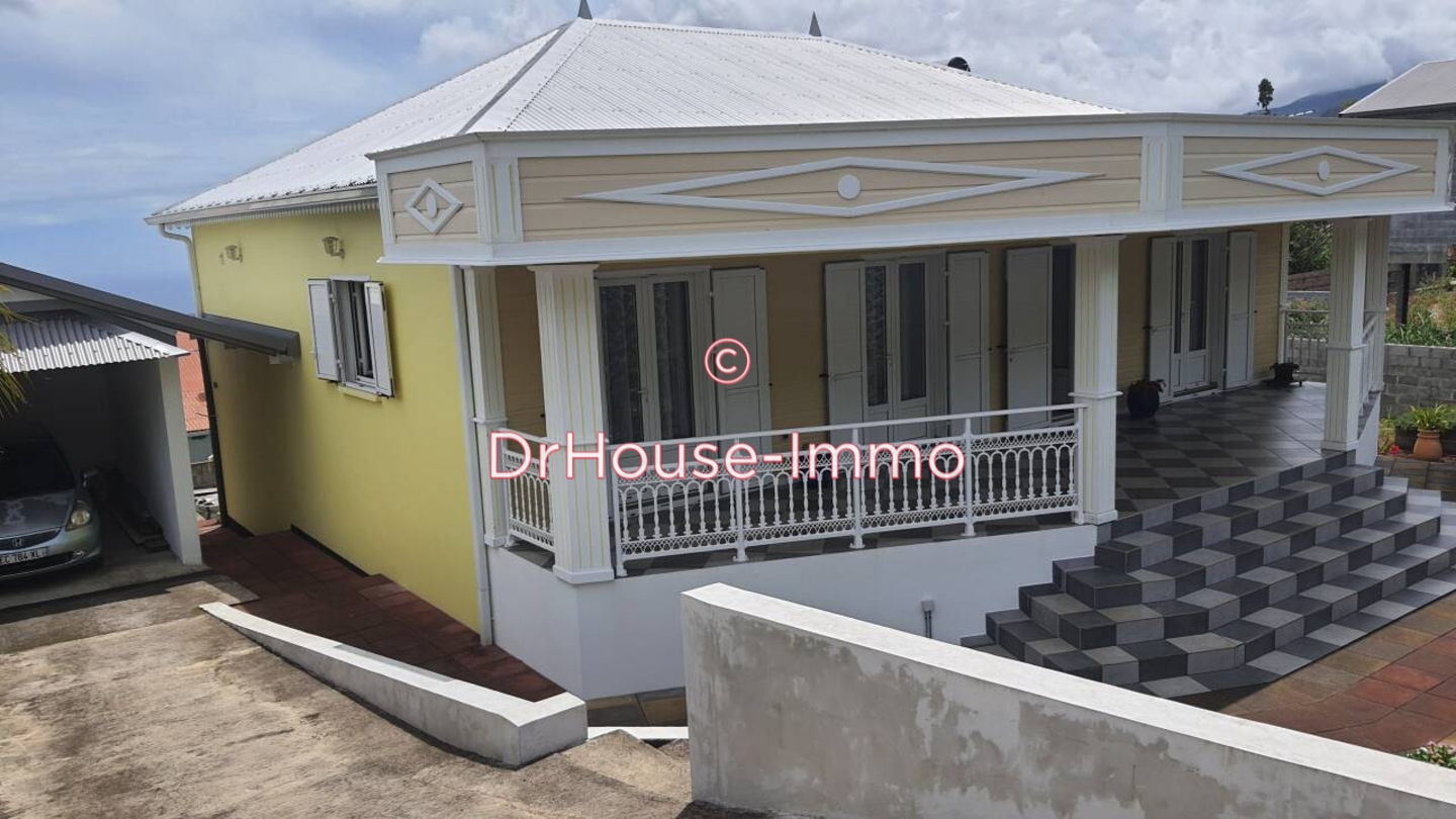 Photo 1 : Vente Maison 4 pièces Tampon 118 m²