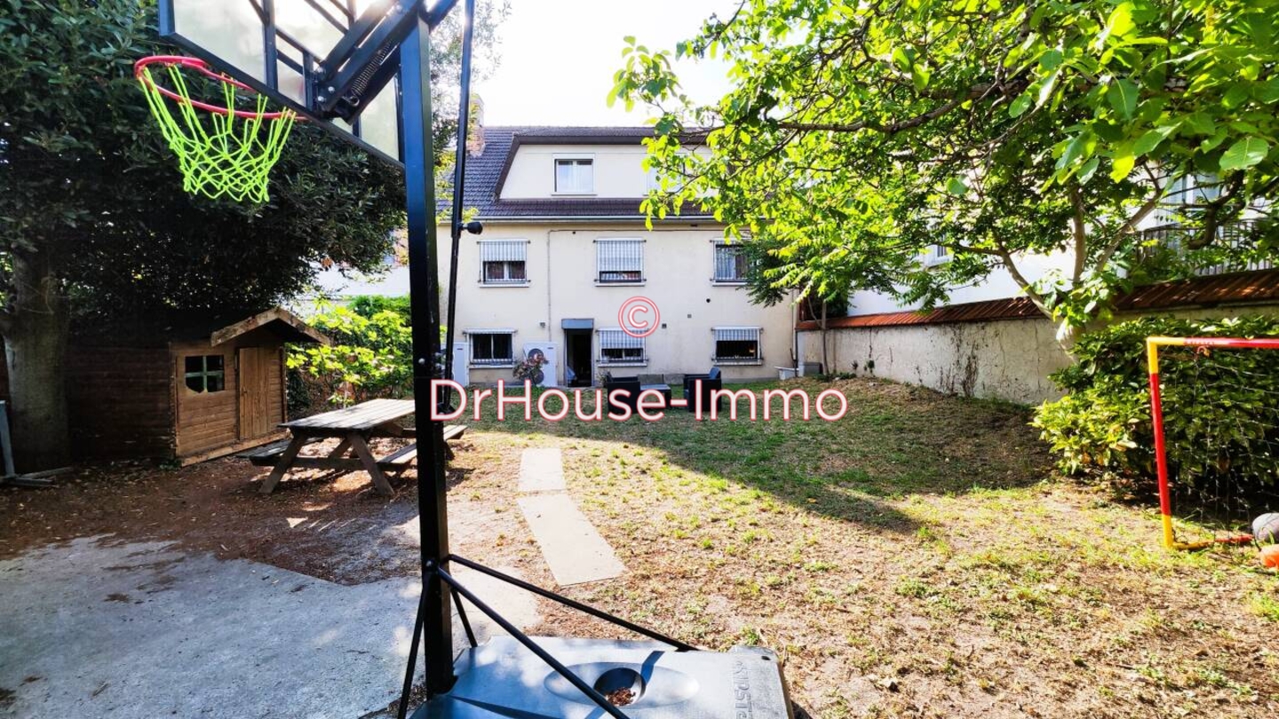 Photo 2 : Vente Maison 14 pièces Saint-Maur-des-Fossés 320 m²